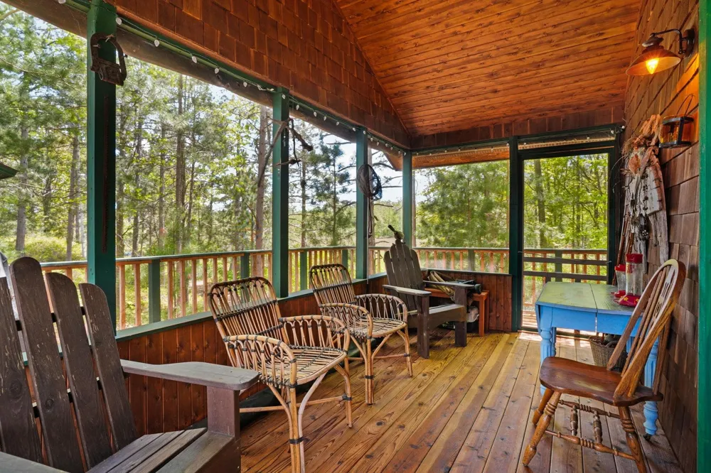 28525 Fox Pointe Trail Peaine Township, MI 49782