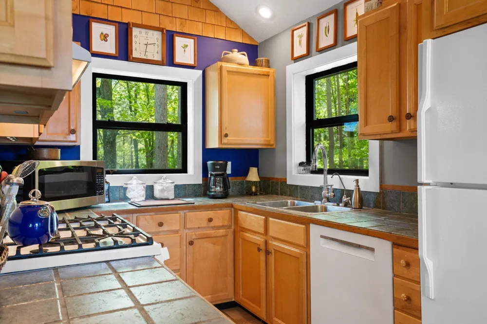 28525 Fox Pointe Trail Peaine Township, MI 49782
