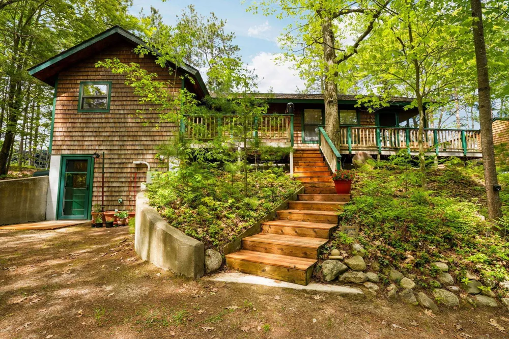28525 Fox Pointe Trail Peaine Township, MI 49782