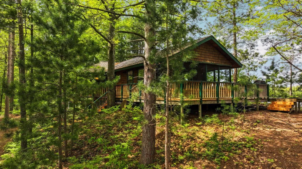 28525 Fox Pointe Trail Peaine Township, MI 49782
