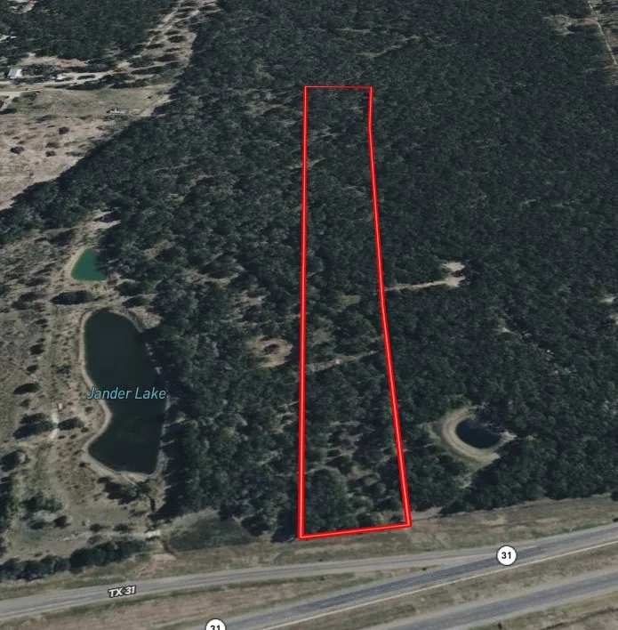 3292 Highway 31 Axtell, TX 76624