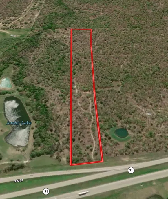 3292 Highway 31 Axtell, TX 76624