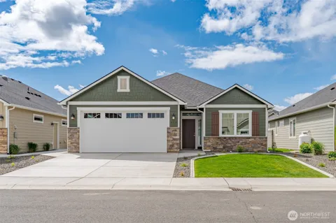 816 M Loop Drive SW
