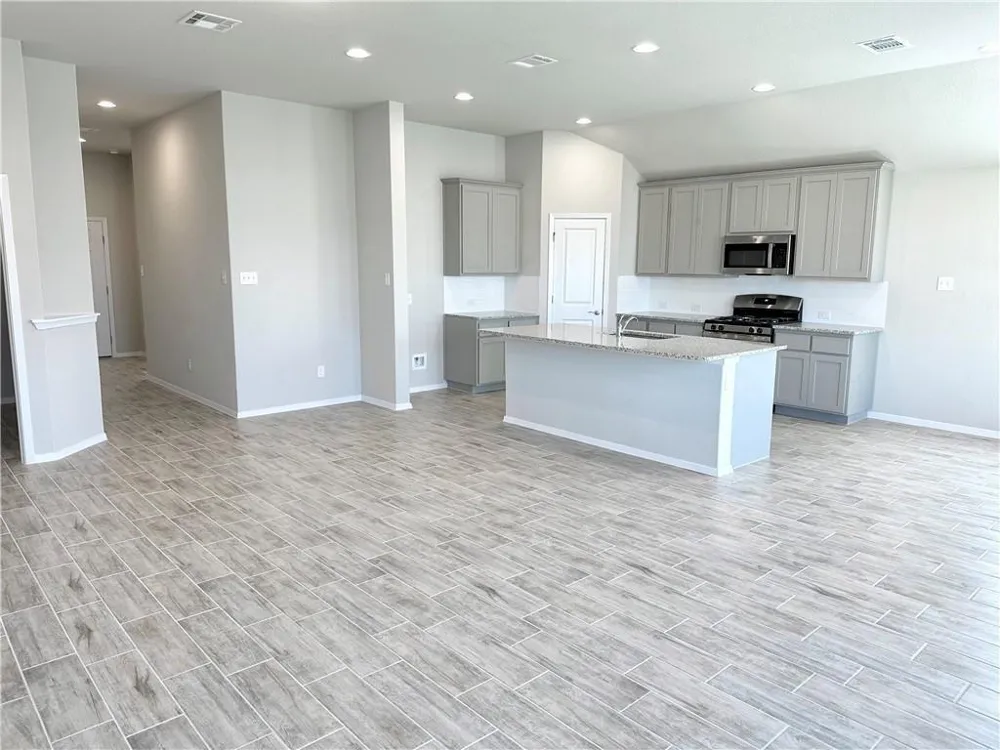 131 Spiny Lizard Lane San Marcos, TX 78666