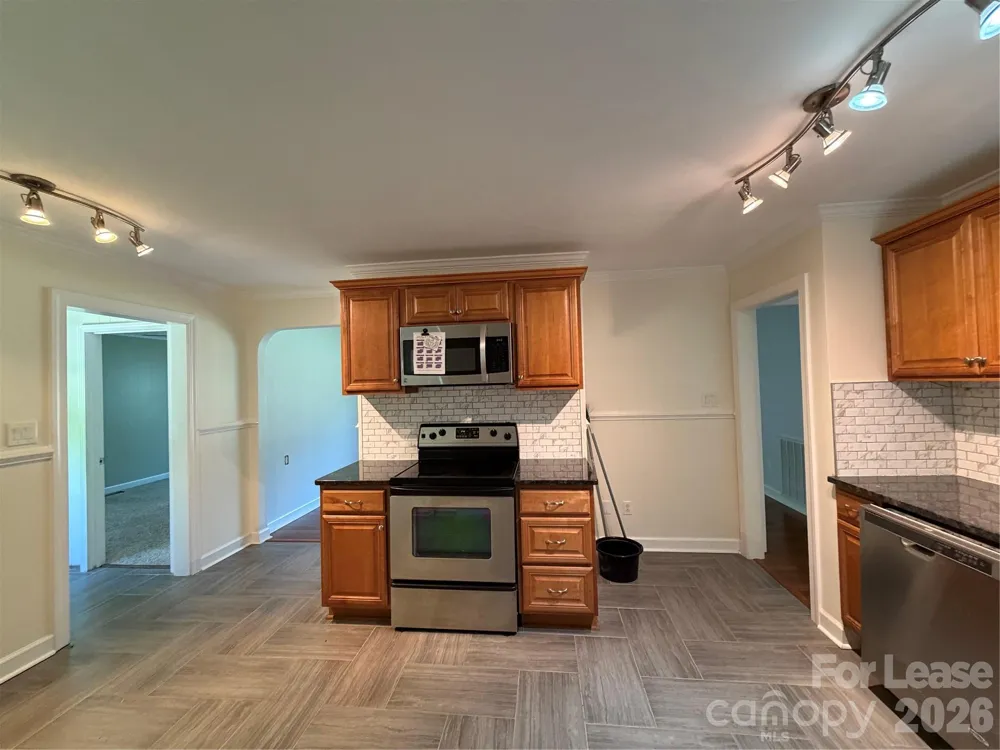 637 Hartness Road Statesville, NC 28677