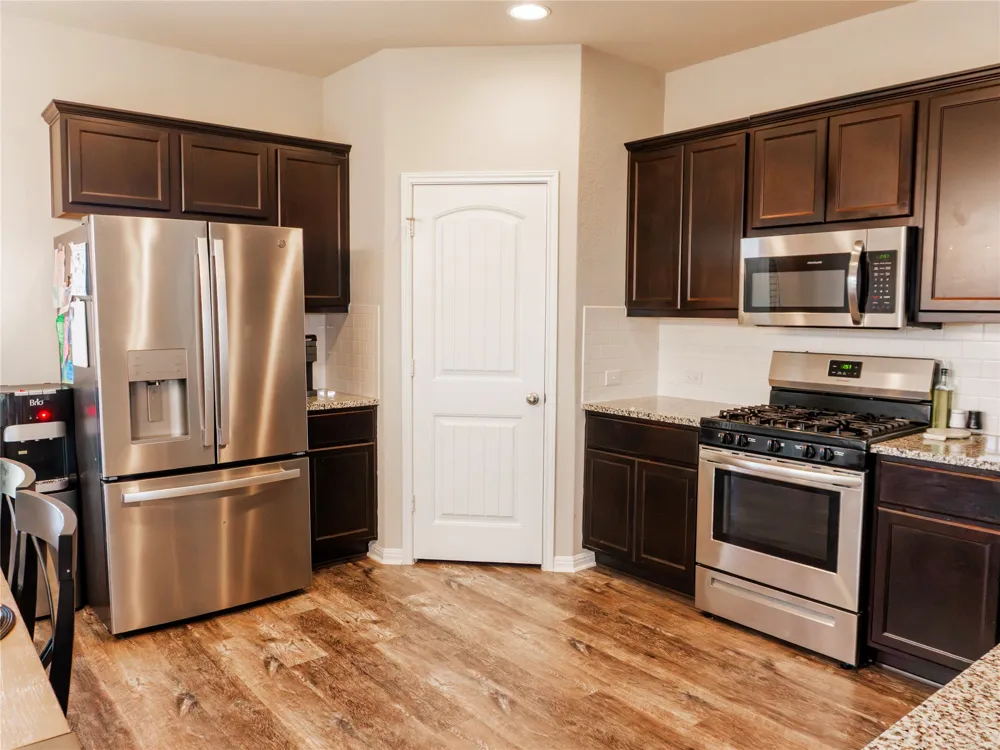 317 Frederick Drive Georgetown, TX 78626