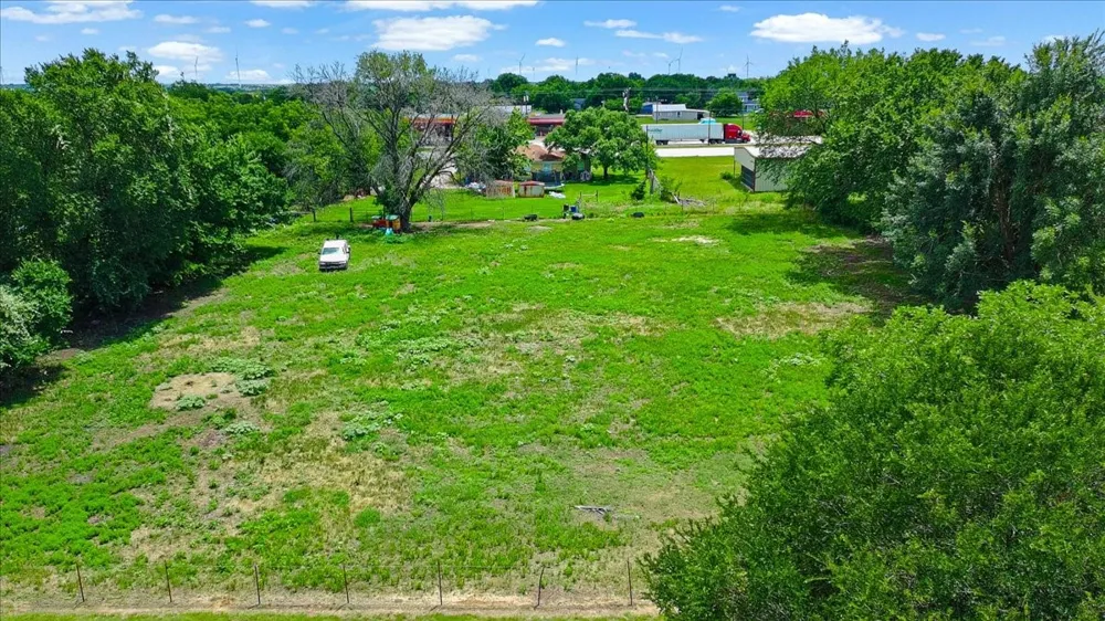 102 E Highway 31 Dawson, TX 76639