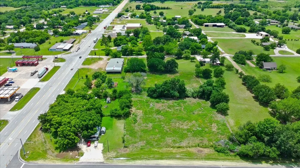 102 E Highway 31 Dawson, TX 76639