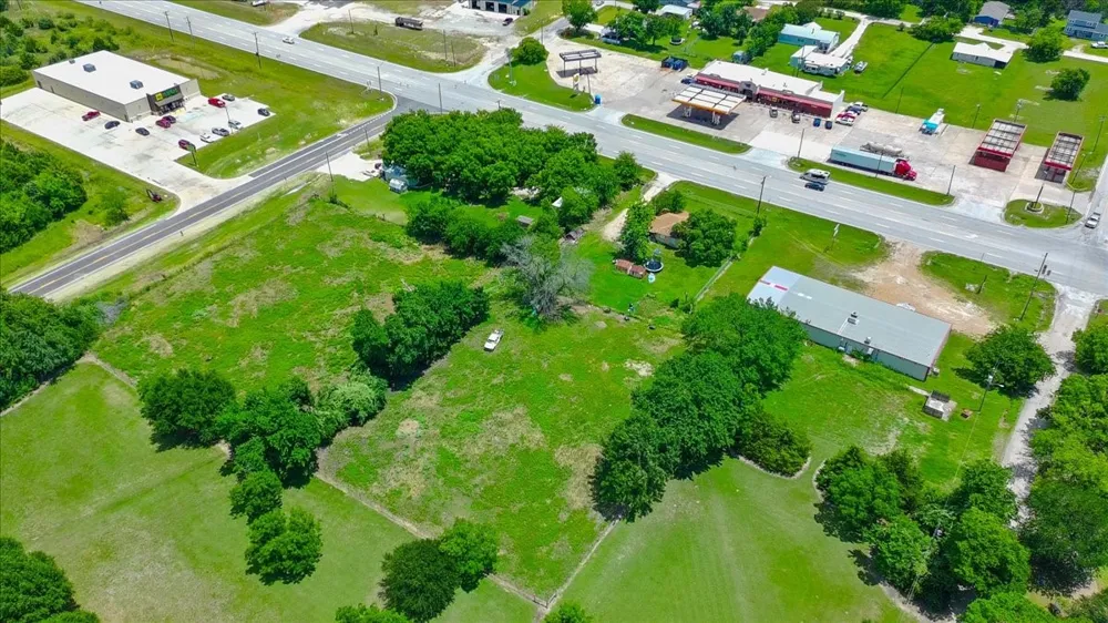 102 E Highway 31 Dawson, TX 76639