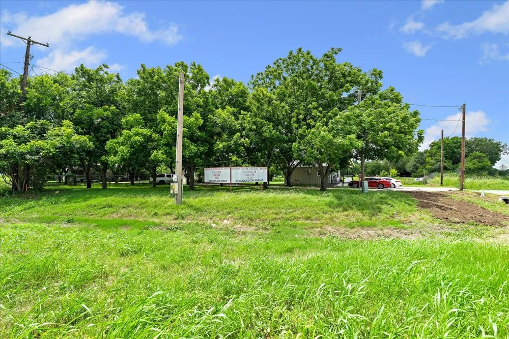 102 E Highway 31 Dawson, TX 76639