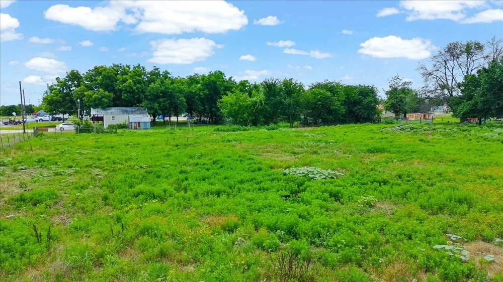 102 E Highway 31 Dawson, TX 76639