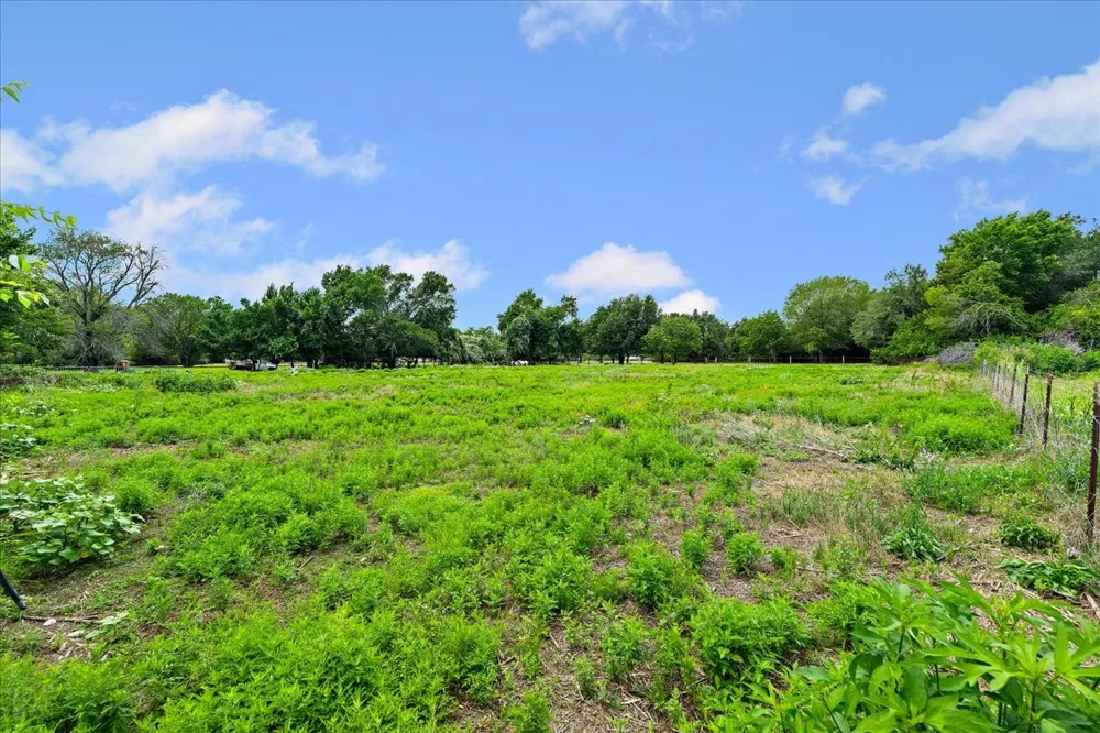 102 E Highway 31 Dawson, TX 76639