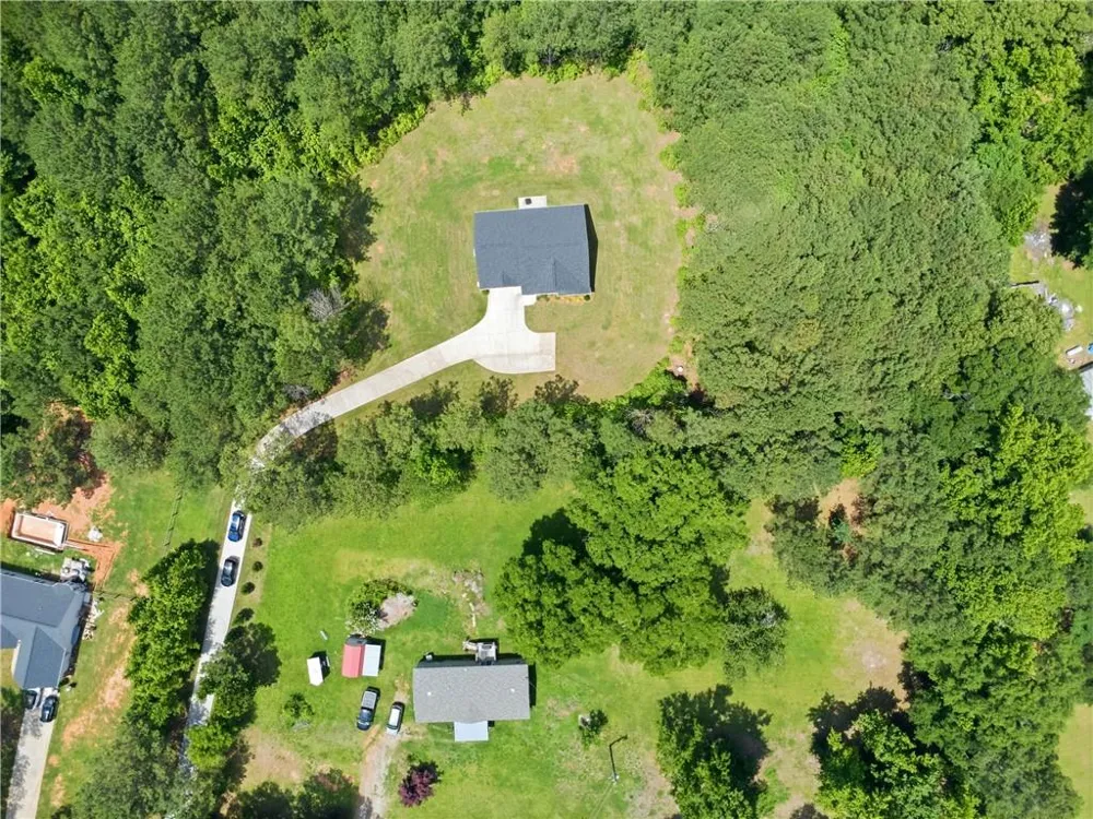 70 Goldmine Road Grantville, GA 30220