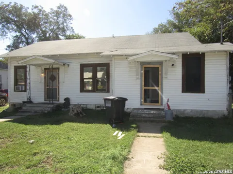 134 Gladstone