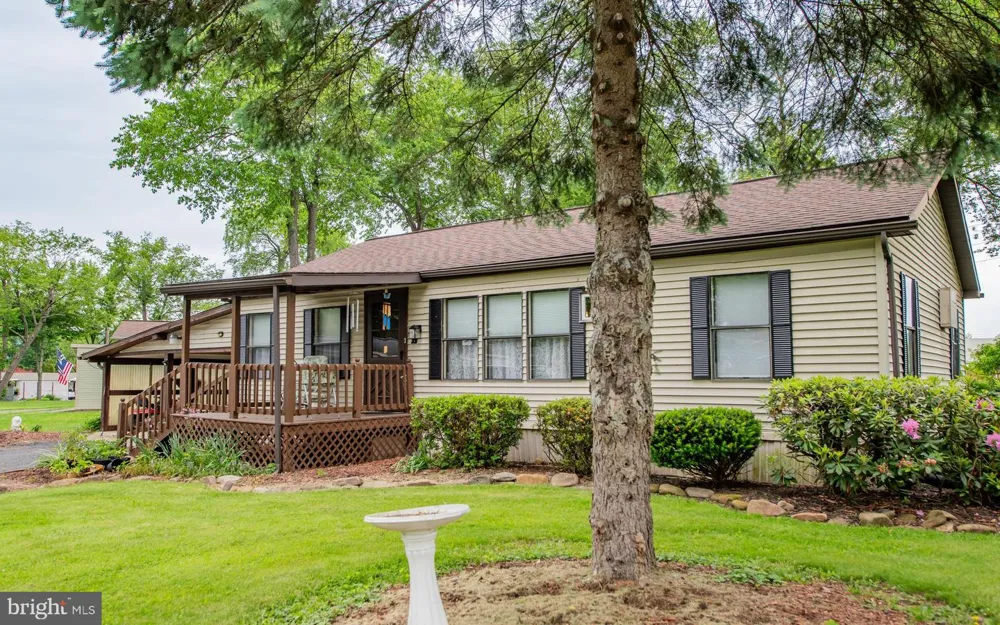 887 LAUREL CIRCLE #887 Lock Haven, PA 17745