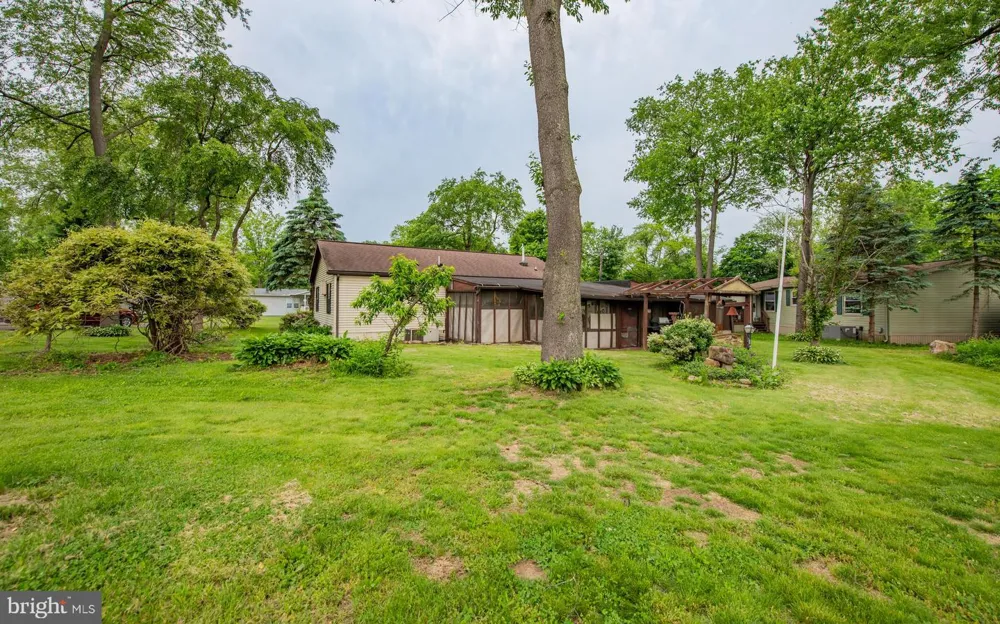 887 LAUREL CIRCLE #887 Lock Haven, PA 17745