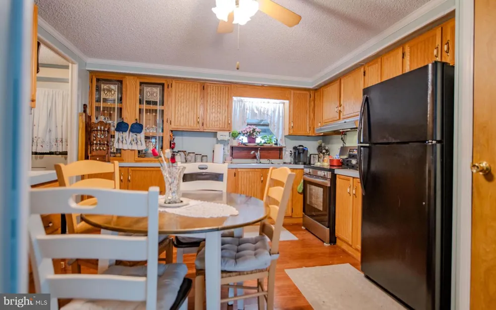 887 LAUREL CIRCLE #887 Lock Haven, PA 17745