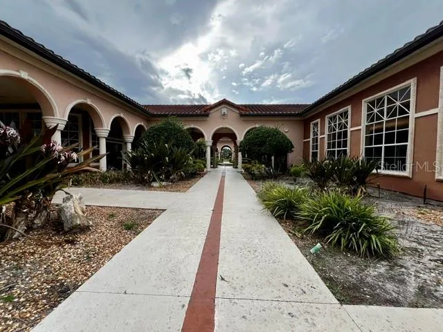 2701 ORLANDO WEST DRIVE Orlando, FL 32808