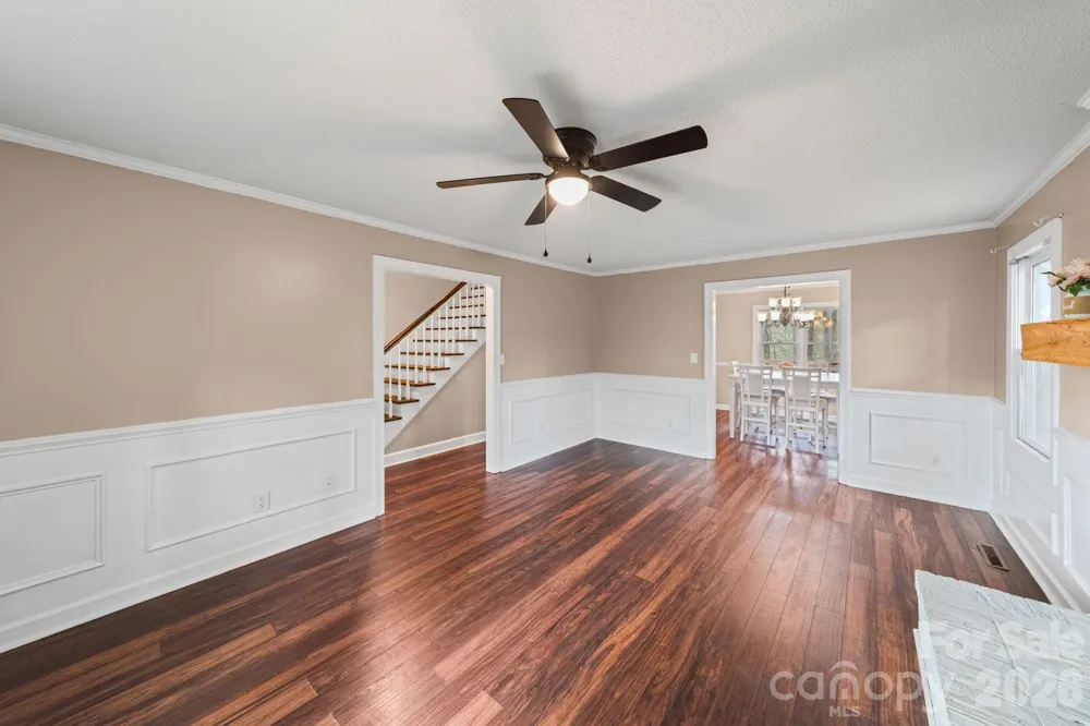 200 Maple Court Lexington, NC 27295