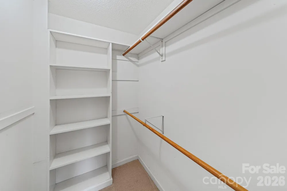 200 Maple Court Lexington, NC 27295