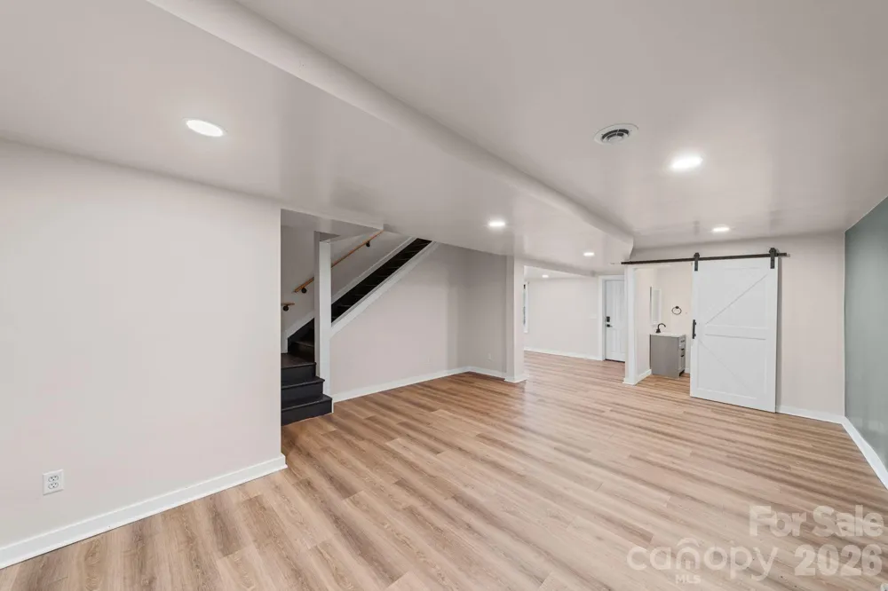 200 Maple Court Lexington, NC 27295