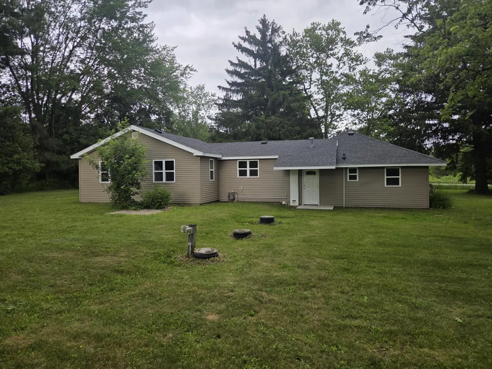 13799 8th Avenue Marne, MI 49435