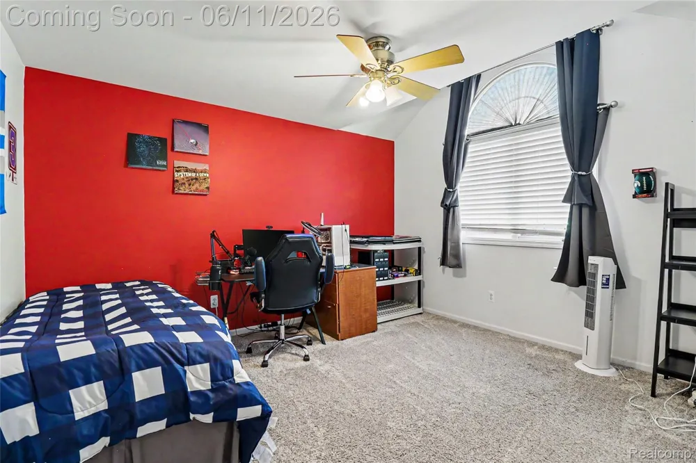 57572 Suffield Drive Washington Township, MI 48094