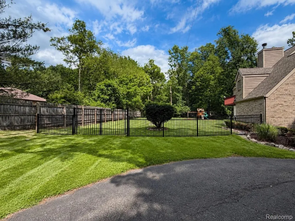 4790 Meridian Road Williamstown Township, MI 48895