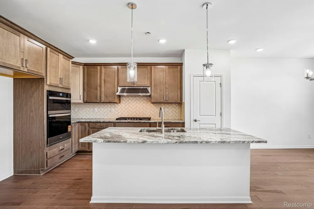 289 Lantana Drive Brighton City, MI 48116