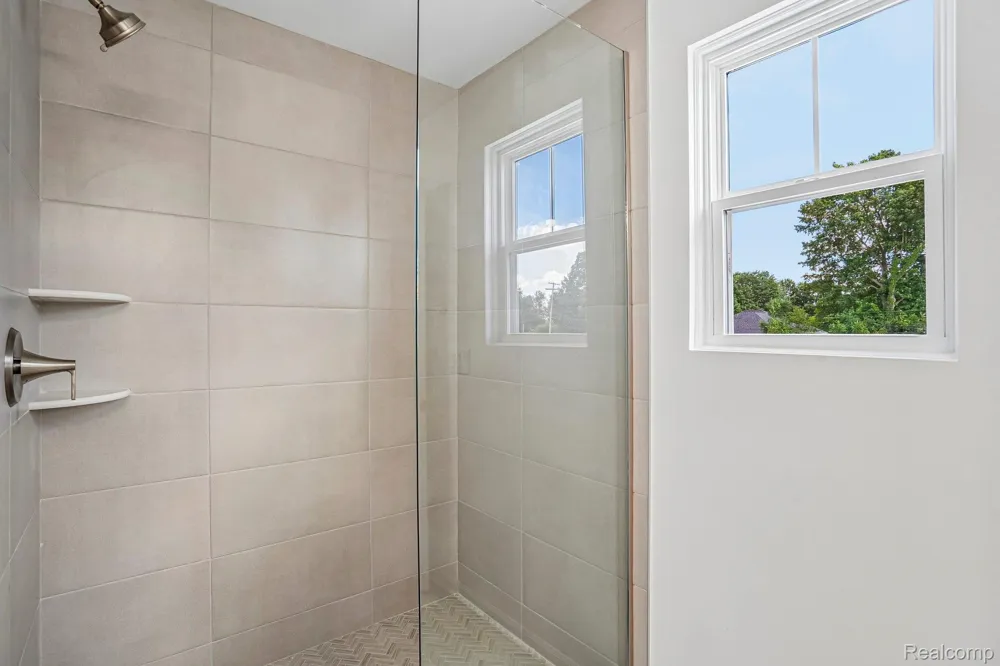 289 Lantana Drive Brighton City, MI 48116