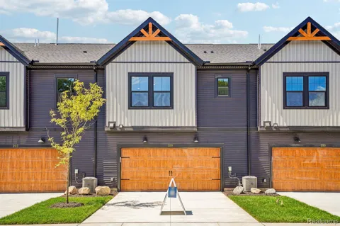 289 Lantana Drive