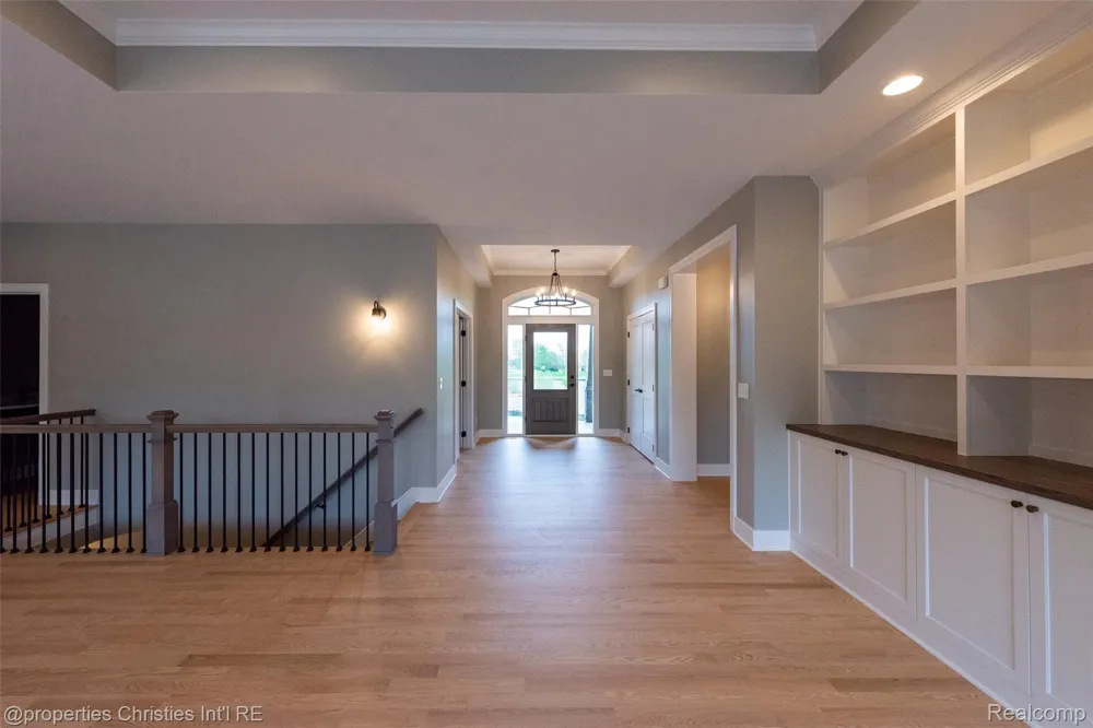 1933 Shane Ct Addison Township, MI 48370