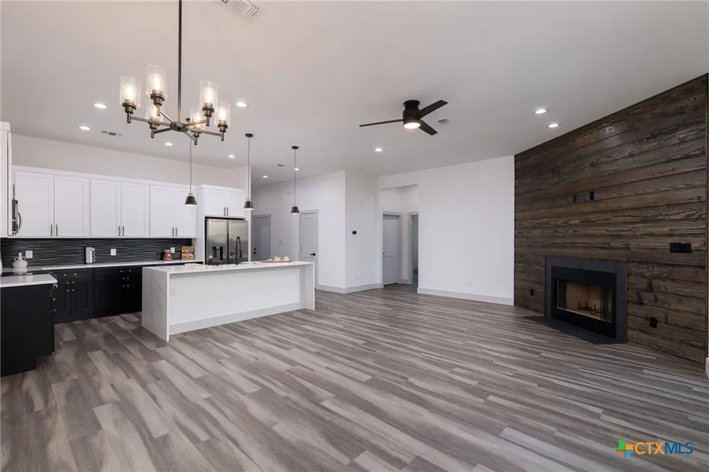 1210 Fernwood Road Fischer, TX 78623