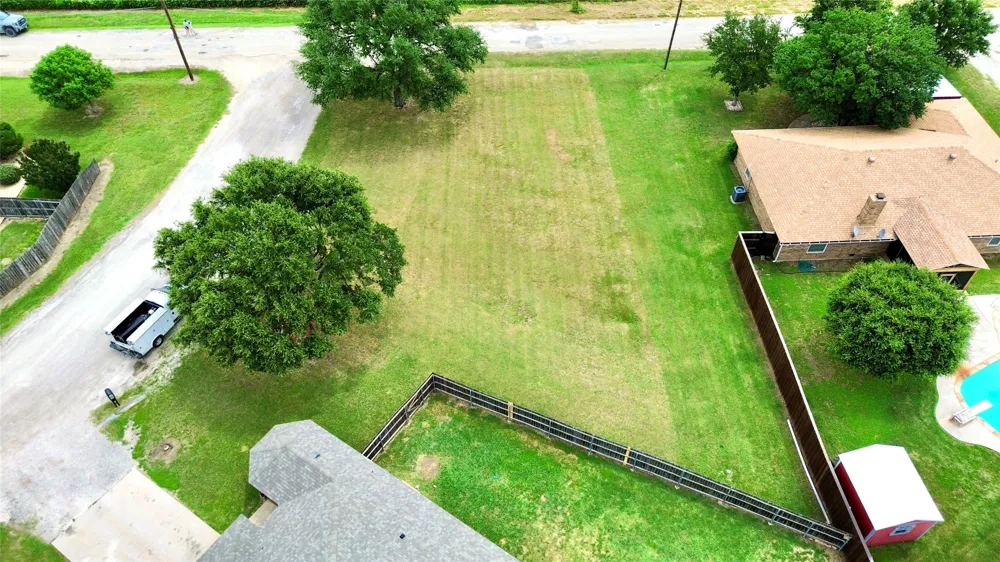 612 Milford Street Itasca, TX 76055