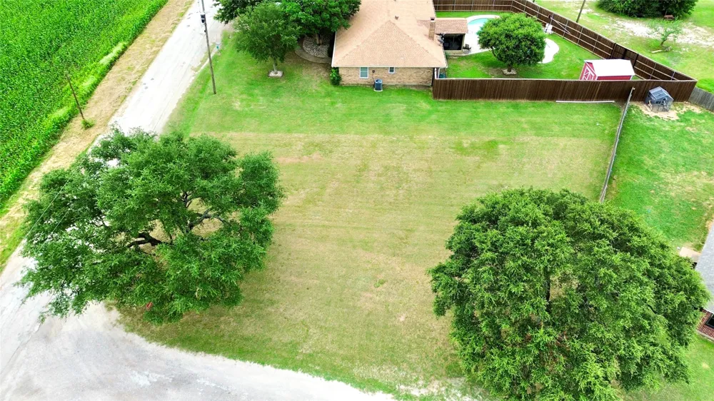 612 Milford Street Itasca, TX 76055