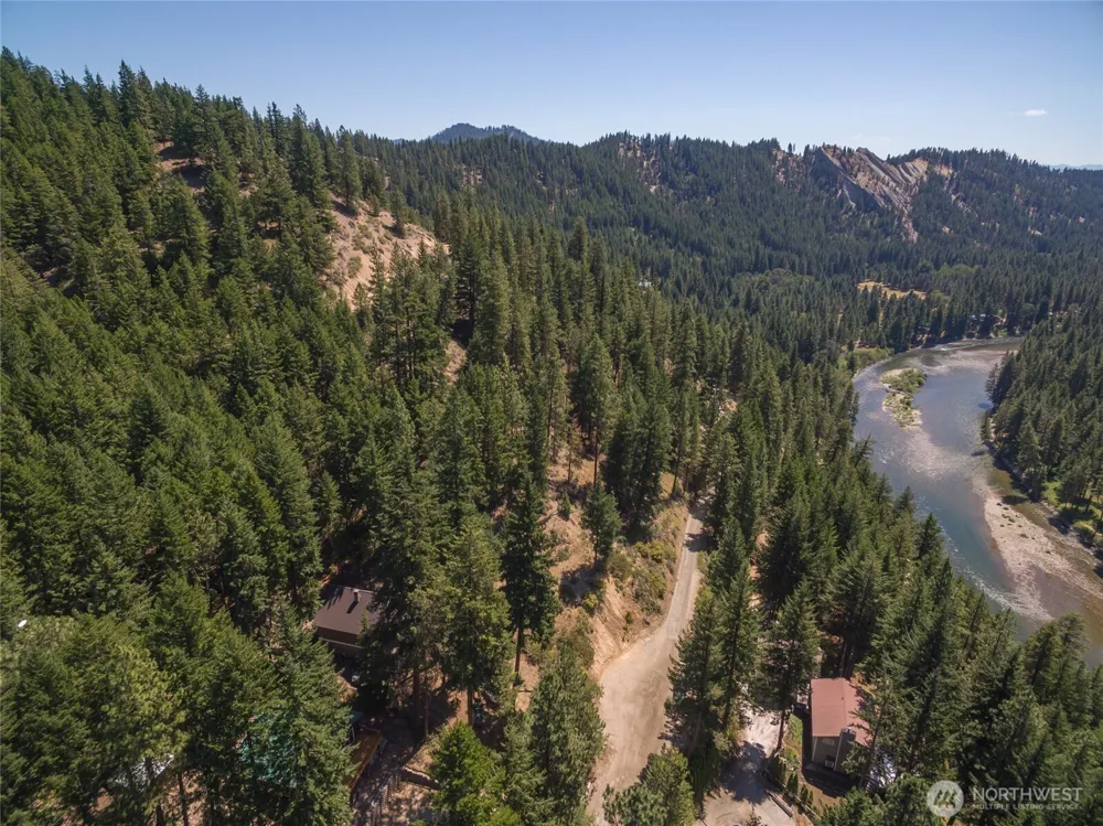 25601 Camp 12 Rd Leavenworth, WA 98826