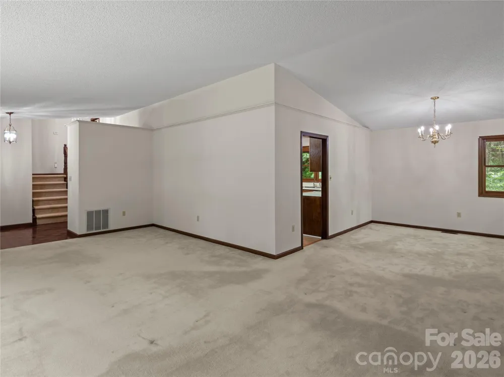 11 Tree Top Drive Arden, NC 28704