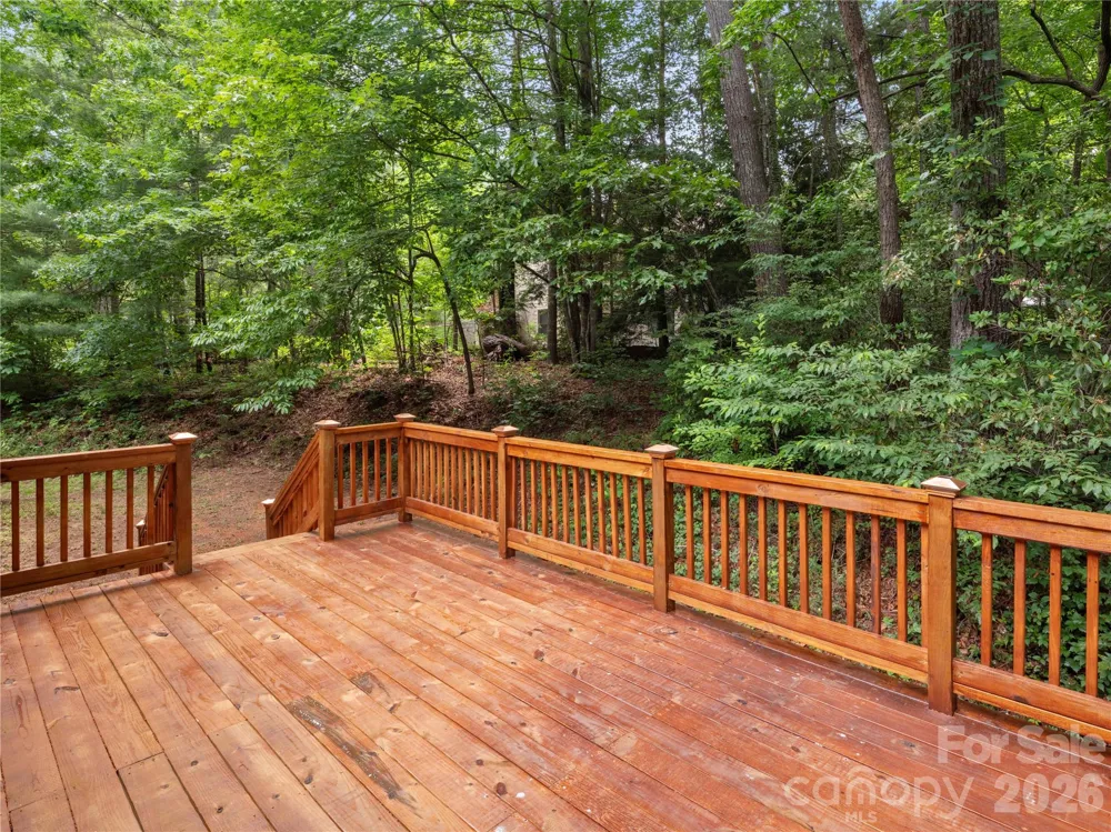 11 Tree Top Drive Arden, NC 28704
