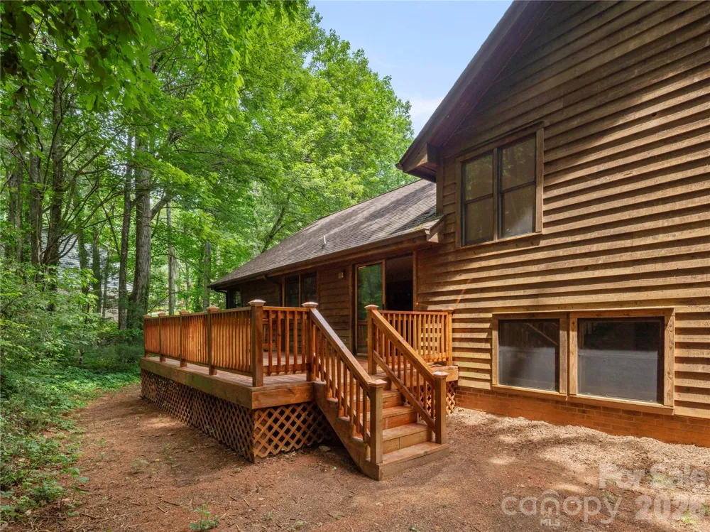11 Tree Top Drive Arden, NC 28704