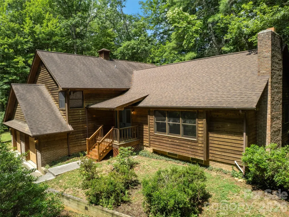 11 Tree Top Drive Arden, NC 28704