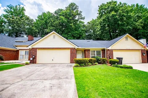 6208 Douglas Manor Court