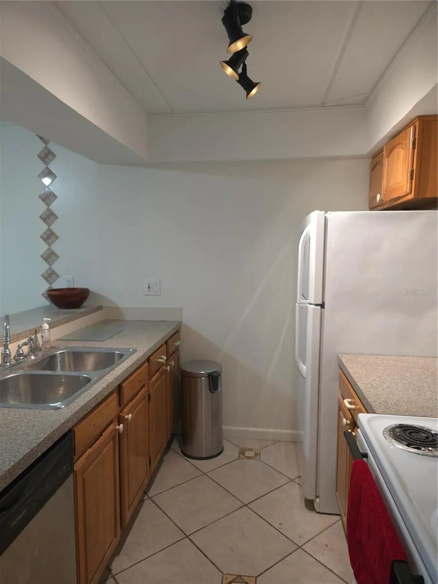 12760 INDIAN ROCKS ROAD #306 Largo, FL 33774