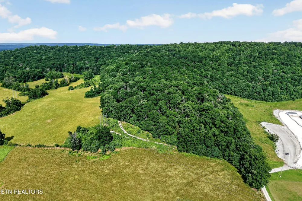 0 Moore Cove Rd Quebeck, TN 38579