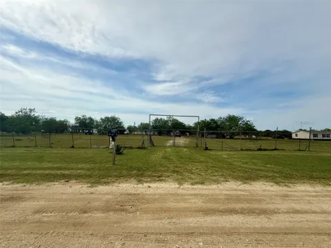 1132 SW County Road 2348