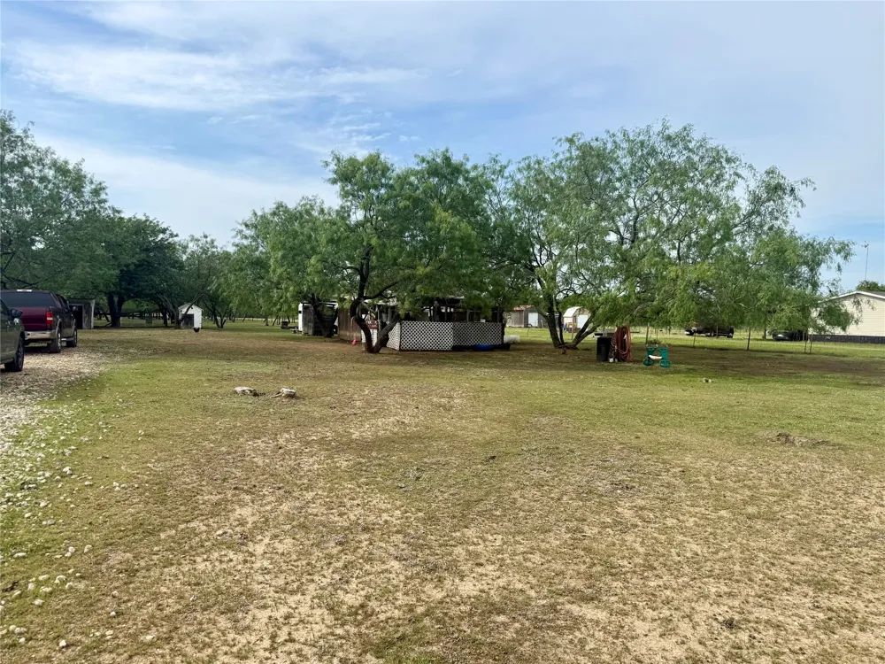 1132 SW County Road 2348 Richland, TX 76681