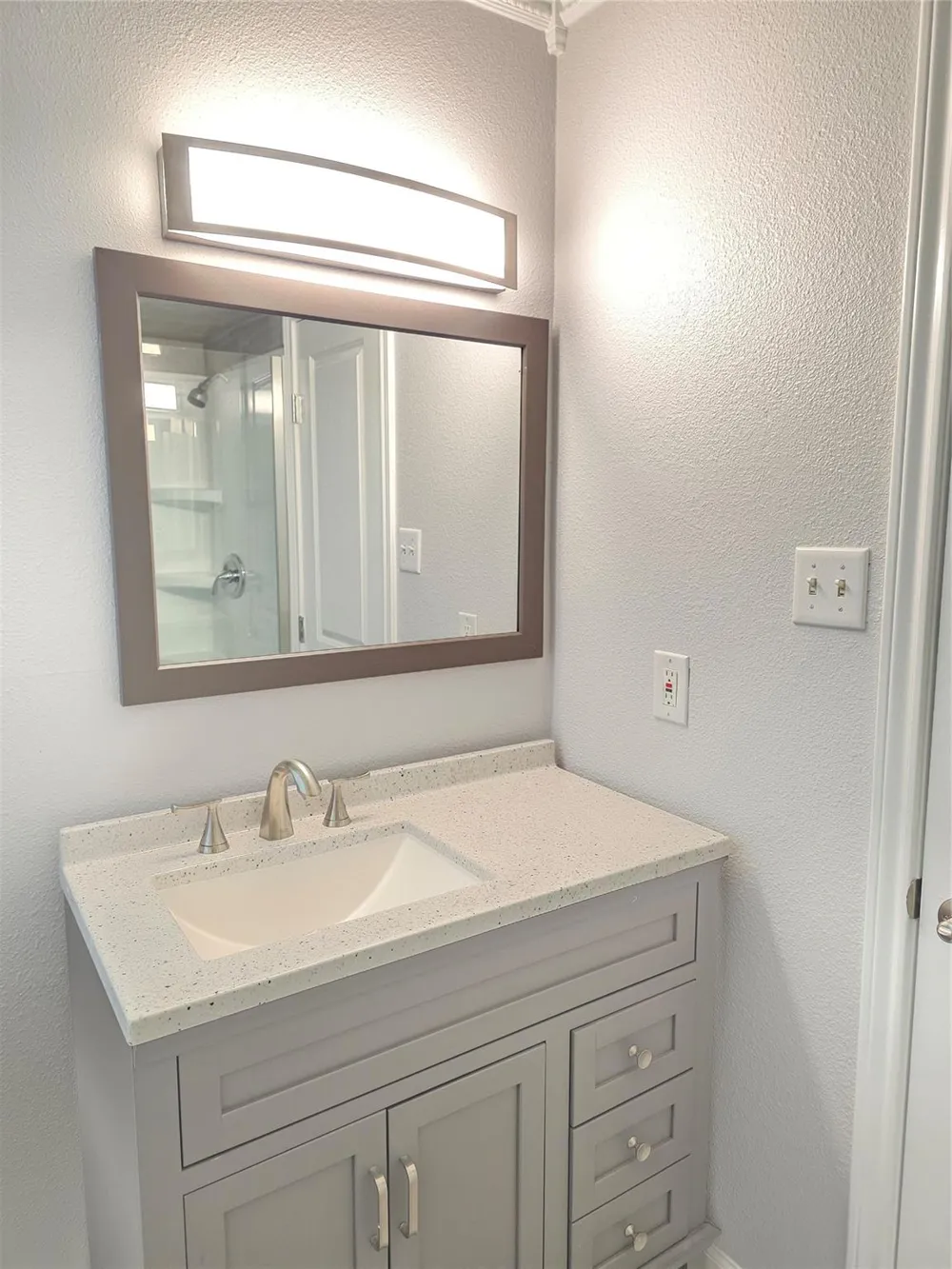 710 E Pony Lane Simonton, TX 77485