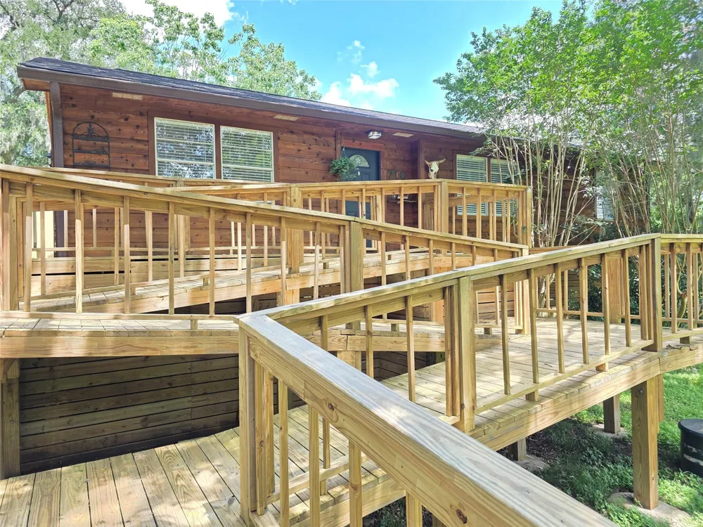710 E Pony Lane Simonton, TX 77485