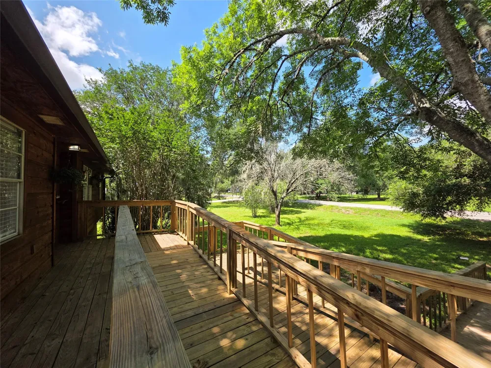 710 E Pony Lane Simonton, TX 77485