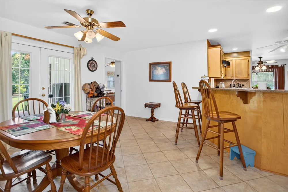 639 County Road 2280 Grapeland, TX 75844
