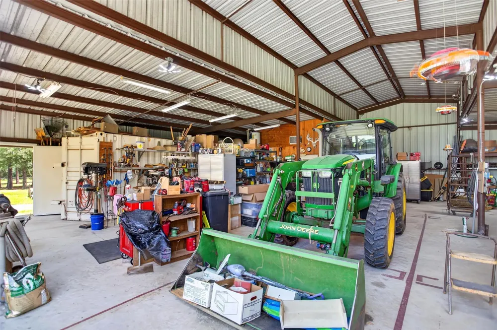 639 County Road 2280 Grapeland, TX 75844